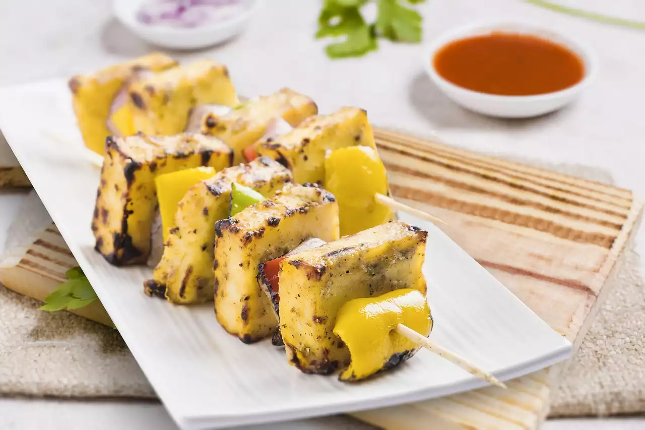 Kochen mit Paneer: Köstliche indische Rezepte für Käseliebhaber